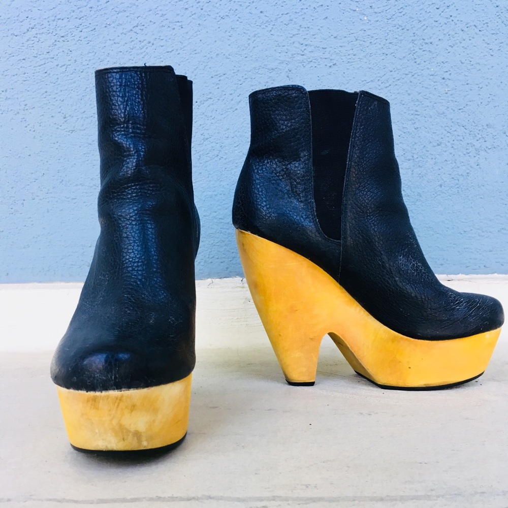 Messeca New York platform boots